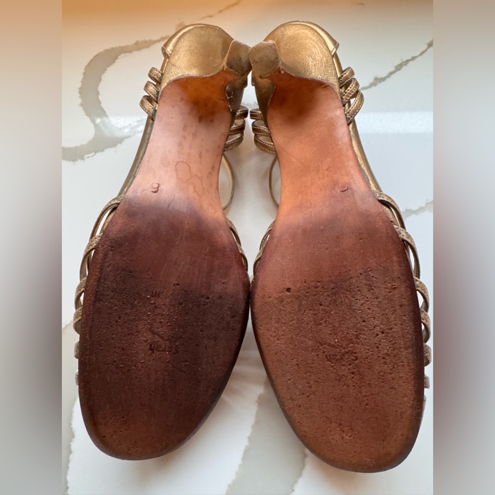 Sarah Chofakian Bronze Metallic Leather T-Strap Heels | US 8 (Brazil 6) - Picture 7 of 8